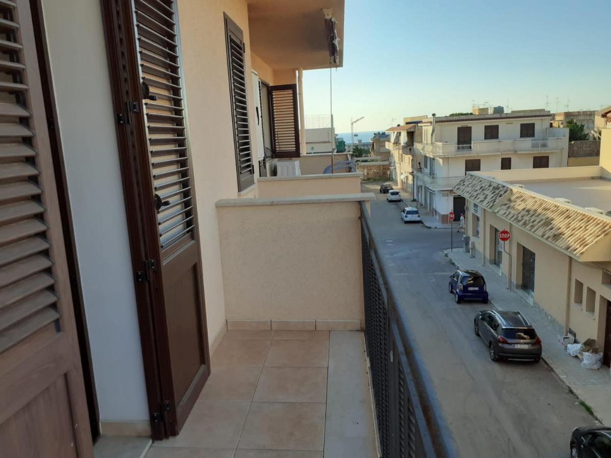 A Casa Di Loretta Apartment Terrasini Luaran gambar